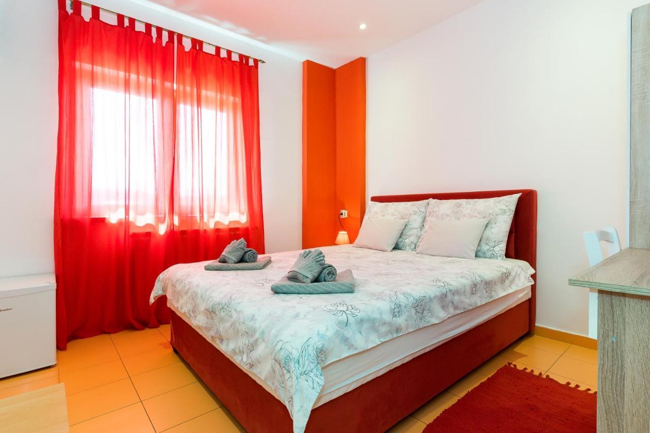 קנין Guest House Slatki Snovi מראה חיצוני תמונה
