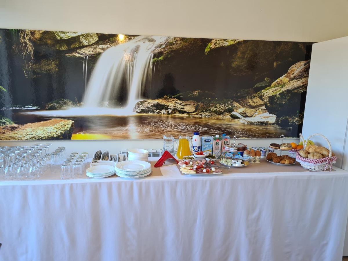 קנין Guest House Slatki Snovi מראה חיצוני תמונה