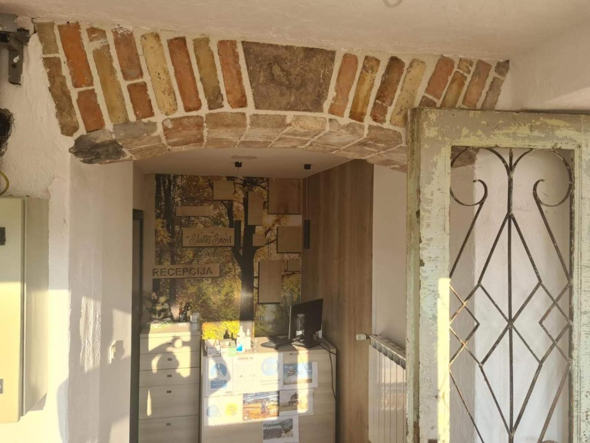 קנין Guest House Slatki Snovi מראה חיצוני תמונה