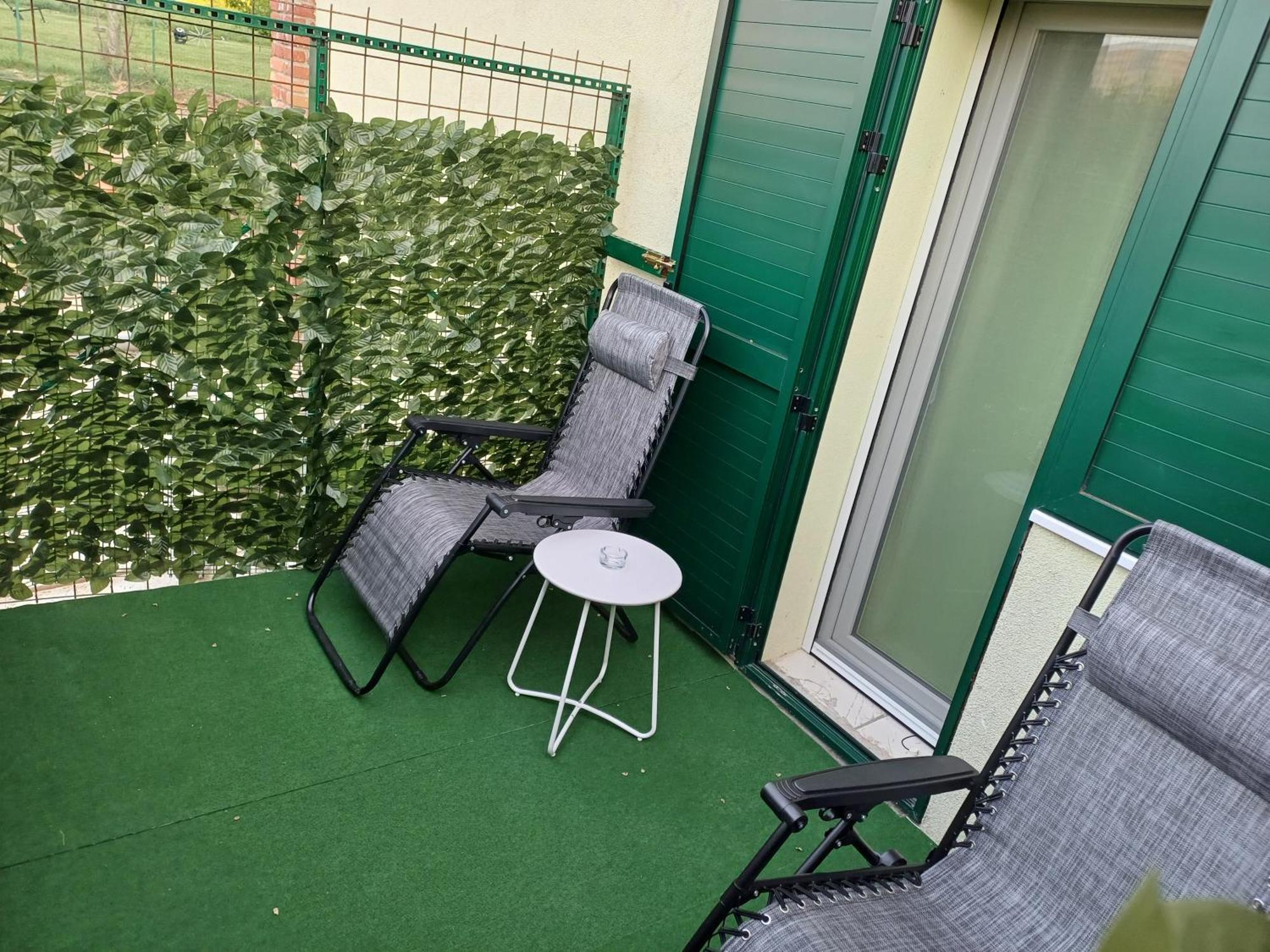 קנין Guest House Slatki Snovi מראה חיצוני תמונה